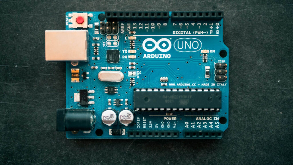 Qué es Arduino UNO